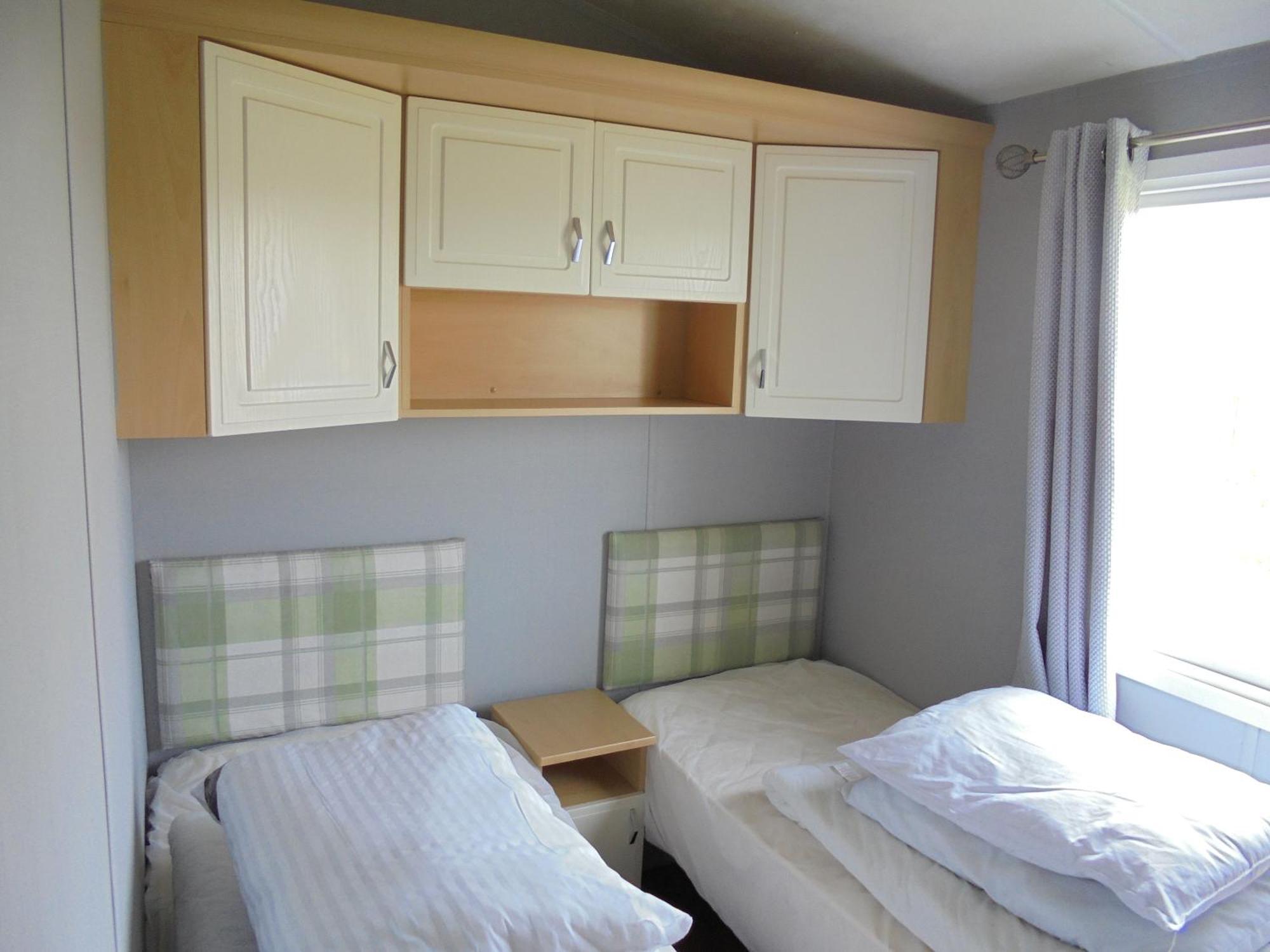 8 Berth On The Chase Hotel Ingoldmells Exterior foto